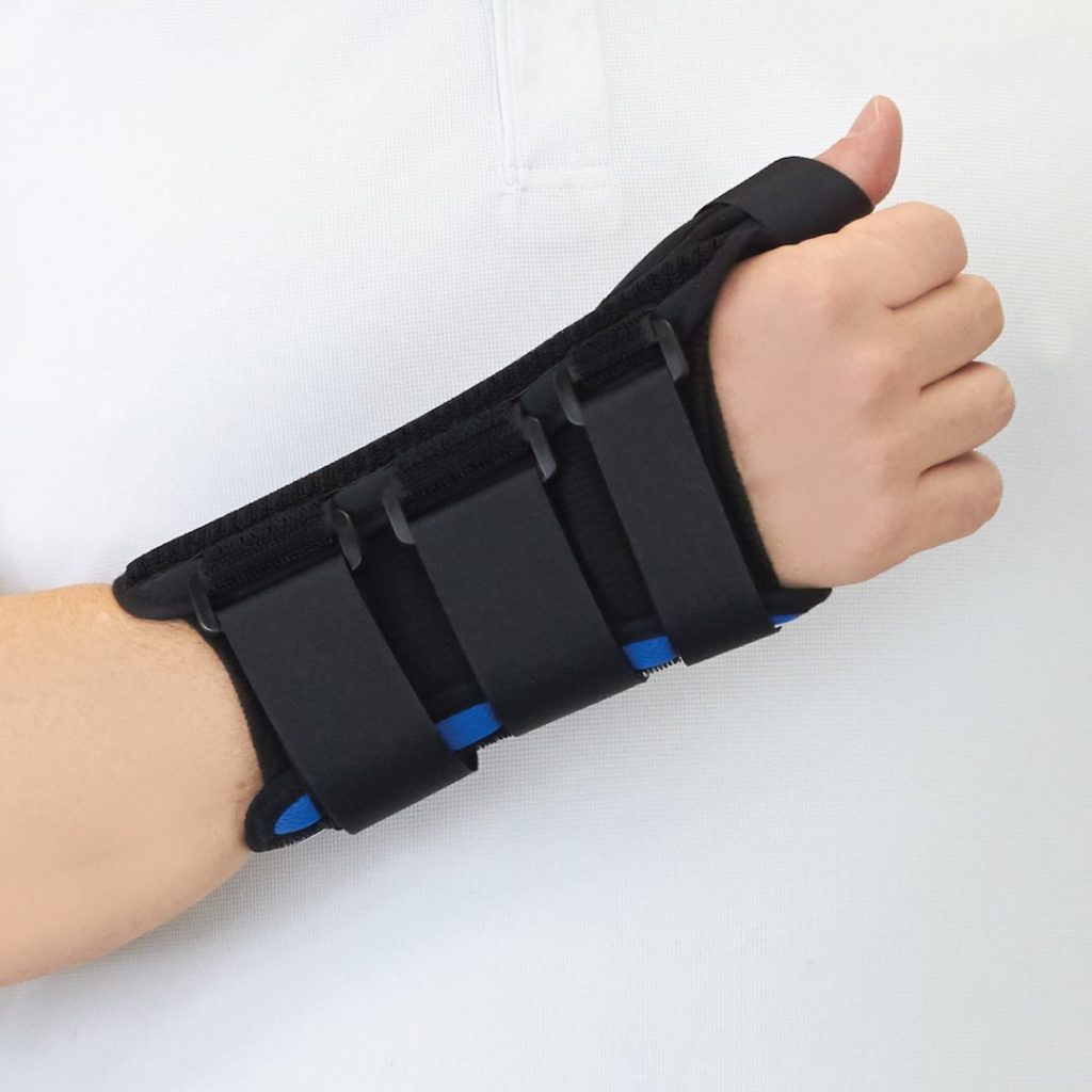 Medi Protect Universal Wrist Brace With Thumb You Can
